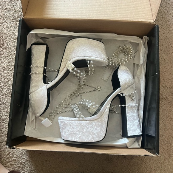 Dolls Kill Horoscope Heels - Picture 4 of 6